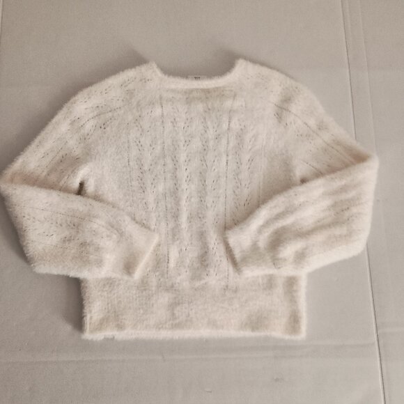 Abercrombie Kids Girl’s Fuzzy Cozy Preppy V-Neck Pullover Sweater Size 9-10 - Picture 13 of 14